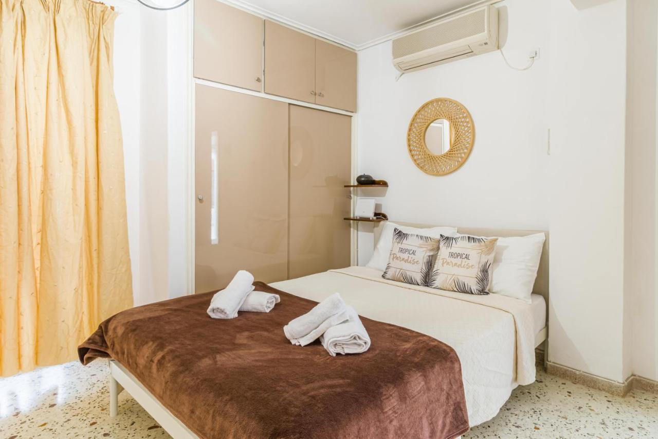 Loutraki Beach & Casino Condo Екстер'єр фото